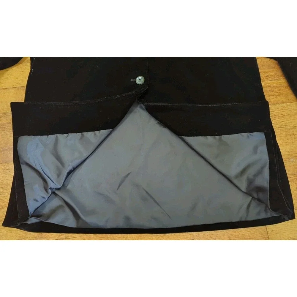 New Liz Claiborne Lizsport Women's Single Breasted Lined Black Sz. M NWT
